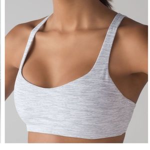 Lululemon Free to Be Bra Size 6